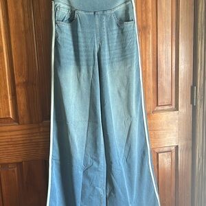 HALARA Denim Blue Wide-Leg Pants with White Stripes. Small. New without tags